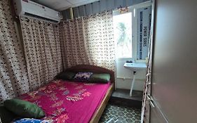 Gayatri Guest House